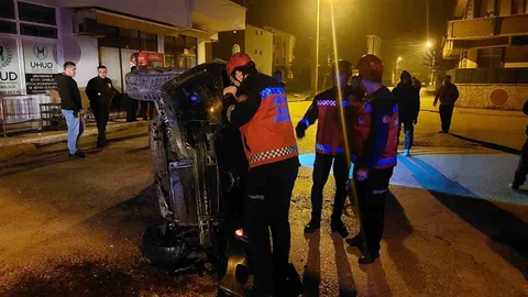 Otomobil Gaz Pedalı Takılı Kaldı