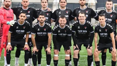 Karaköyspor Namağlup Liderliğini Sürdürüyor