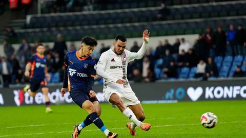 RAMS Başakşehir-Gaziantep FK Maçında İlk Yarı Sonucu