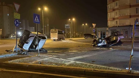 Kayseri'de Trafik Kazası: 2 Yaralı