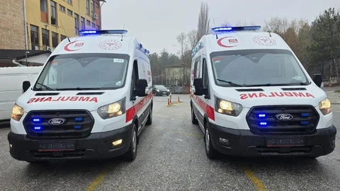 Kütahya'ya 2 Yeni Ambulans Tahsis Edildi