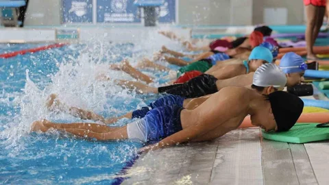 Aydın'da Yüzme Eğitimi Verildi