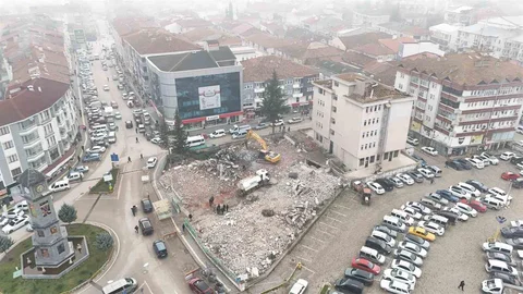Vezirköprü'de Otopark ve Meydan Projesi Başladı