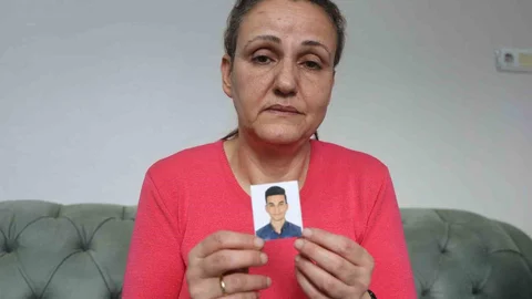 Hatay'da Kaptan Oğlunun Kayıp Sesine Hasret