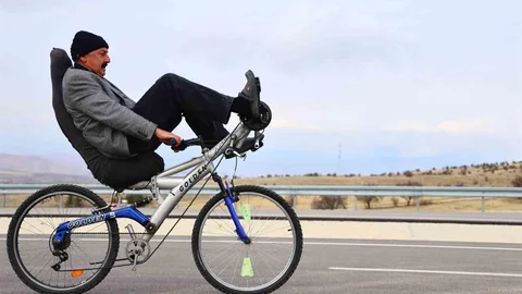 Elazığ'da İlginç Bisiklet Tasarımı