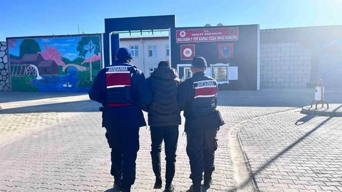 Afyonkarahisar'da Aranan Şahıs Yakalandı