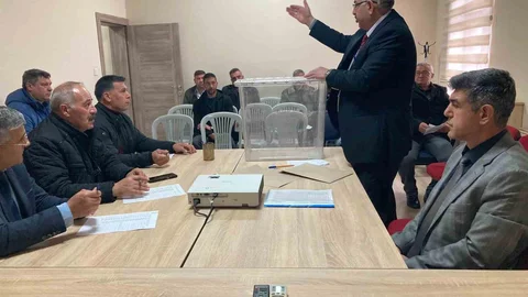 Sultandağı'nda Muhtar Üyeleri Seçildi