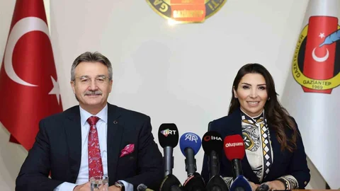 Kürşad Tüzmen Gaziantep'te GGC'yi Ziyaret Etti