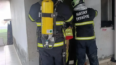 Kumlu'da Müstakil Ev Yangını