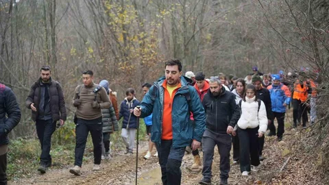 Yenişehir'de Gençler Doğa Yürüyüşü Yaptı