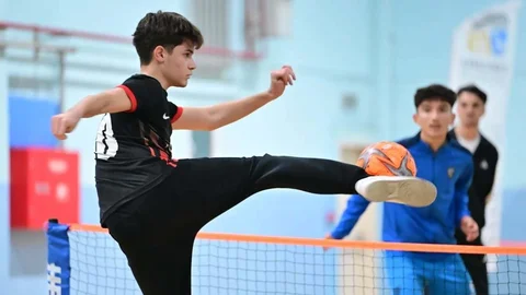 Karacabey'de Ayak Tenisi Turnuvası Sonuçlandı