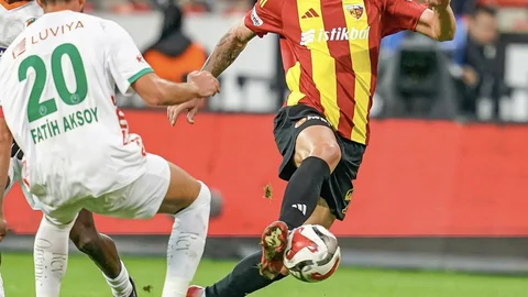 Kayserispor Beraberlikte Zirveye Ortak Oldu