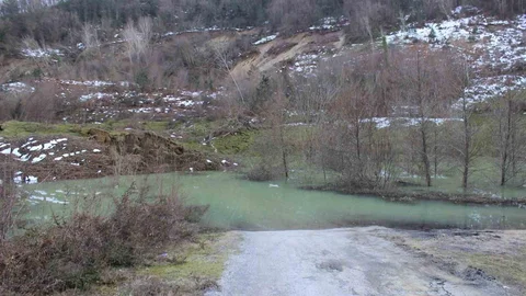 Türkeli'de Kapanan Yol Tehlike Saçıyor
