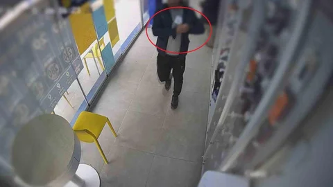 Hatay'da Hırsızlık Anı Kamerada Kaydedildi