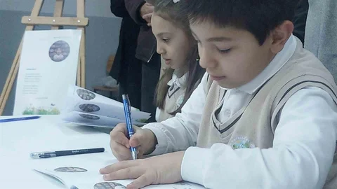 Minik Öğrencilerden Anlamlı Destek Projesi