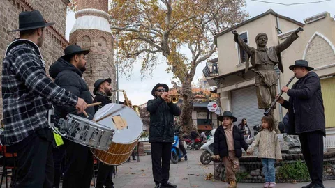 Bergama'da Tarihi Panayır Etkinliği Düzenlendi