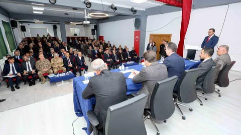 Güroymak’ta Muhtarlar Toplantısı Gerçekleştirildi