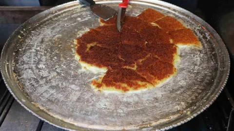 Diyarbakır'da Lübnan Künefesi İlgisi