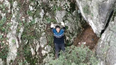 Antalya'da Mahsur Kalan Genç Kurtarıldı