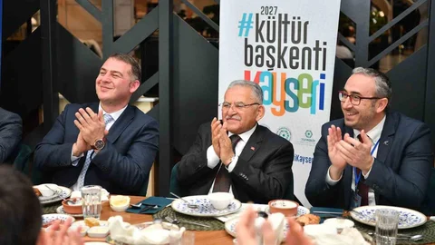 Kayseri'de Türk Dünyası Kayak Toplantısı
