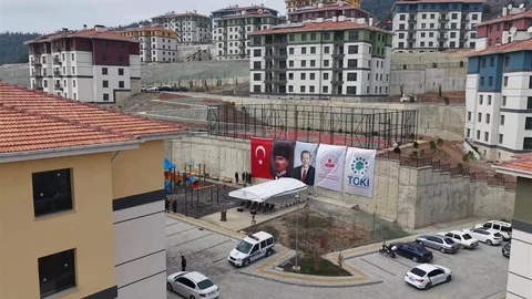 Osmaniye'de Deprem Konutları Teslim Edildi