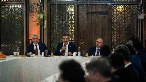 Cumhurbaşkanı Yardımcısı Yılmaz'dan Açıklamalar