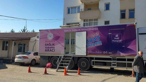 Mobil Mamografi Aracı Van Başkale'de Hizmete Girdi