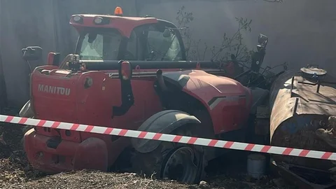 Freni Patlayan İş Makinesi Genç Çocuğa Çarptı