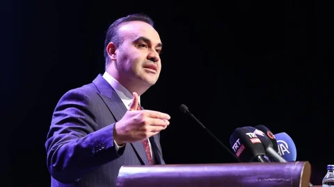 Bakan Kacır'dan Libya'ya Taziye Mesajı