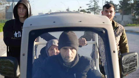 Edirne'de Liseli Gençlerden Örnek Davranış