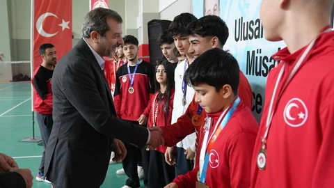 Gürsu'da Sporculara Ödül Töreni Düzenlendi