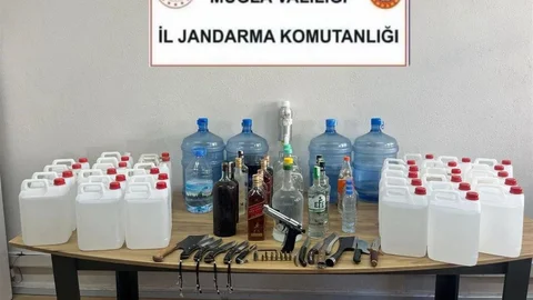 Milas'ta Sahte İçki ve Silah Operasyonu