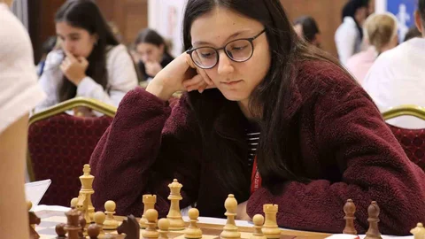 Bursa'da Arya Aydoğan Dünya 4.'sü Oldu