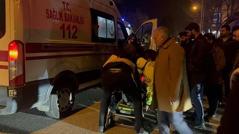 Erzincan'da Trafik Kazası: 5 Yaralı