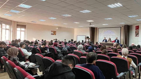 Mehmet Akif'in Mirası Tokat'ta İncelendi