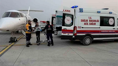 Hava Ambulansı 6 Günlük Bebek İçin Uçtu