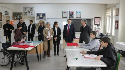 Kütahya'da Özel Bireylerin Eğitimi Önemli