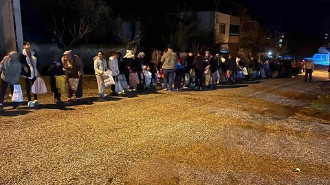 Sarıgöl'de Geleneksel İkramlar Devam Ediyor