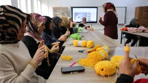 Elazığ'da Kadınların Amigurumi Üretimi