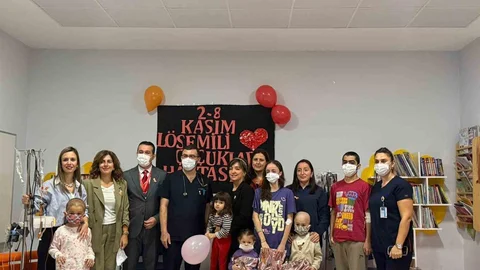 Hastanede Tedavi Gören Çocuklara Moral Desteği