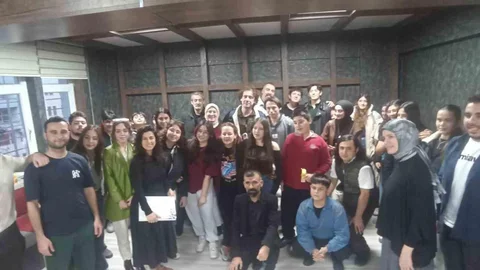 Doğaçlama Tiyatroda Deneyim Paylaşımı