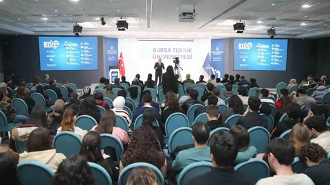 Rektör Adıgüzel Bursa'da Konuşma Yaptı