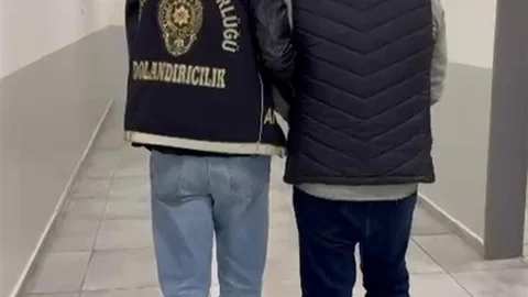 Kendini Polis Olarak Tanıtan Dolandırıcı Tutuklandı