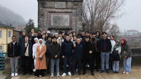 Sakarya'da Öğrenciler Tarihi Mekanları Keşfetti