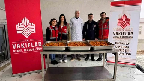 Kütahya'da Regaib Kandili İkramı Yapıldı