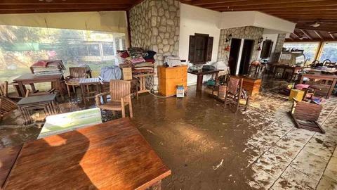 Datça'da Sağanak Yağış Etkili Oldu