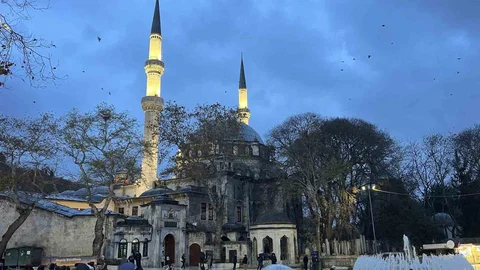 Regaip Kandili'nde Eyüpsultan Camii'ne İlgi Yoğun