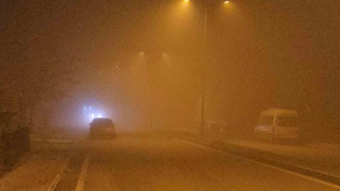 Elazığ'da Gece Saatlerinde Yoğun Sis Etkili Oldu