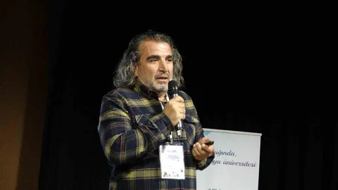 Prof. Dr. Lokman Aslan: "Afet Yönetiminde Veteriner Hekim Olmalı"