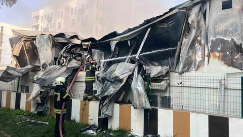 İşçilerin Kaldığı Konteynerde Yangın Çıktı